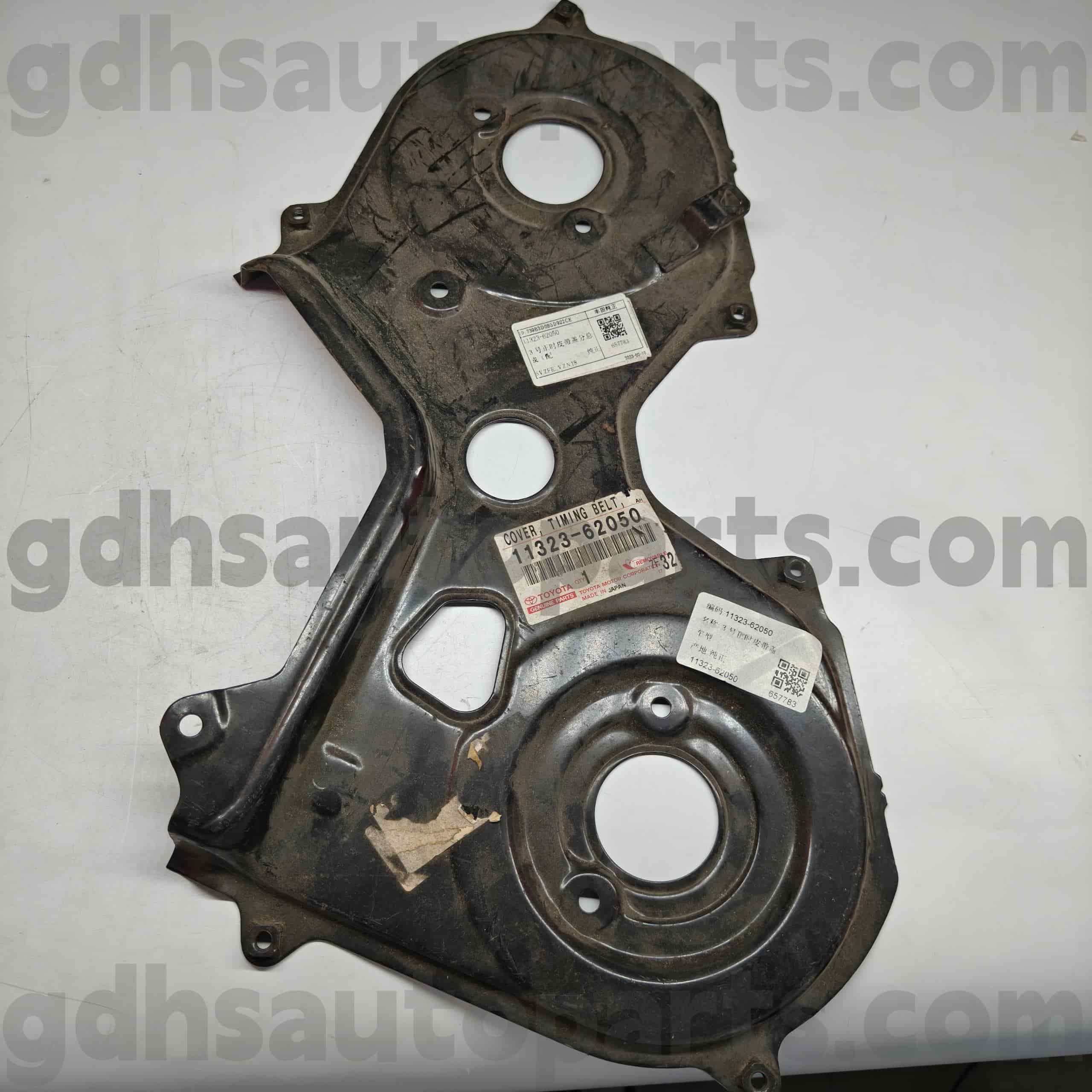 11323-62050 Toyota Originale Dele Timing Cover til LAND CRUISER PRADO, TACOMA, GRANVIA Chassis NO.5VZFE..VZN18#