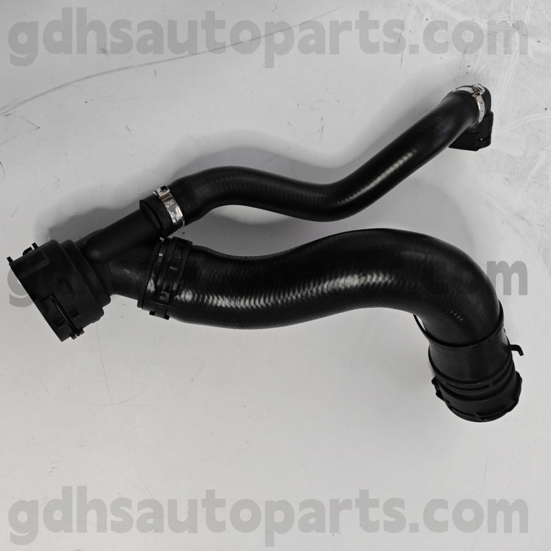 320265 NISSENS RADIATOR Nedre slange til Range Rover OE NO. LR011482